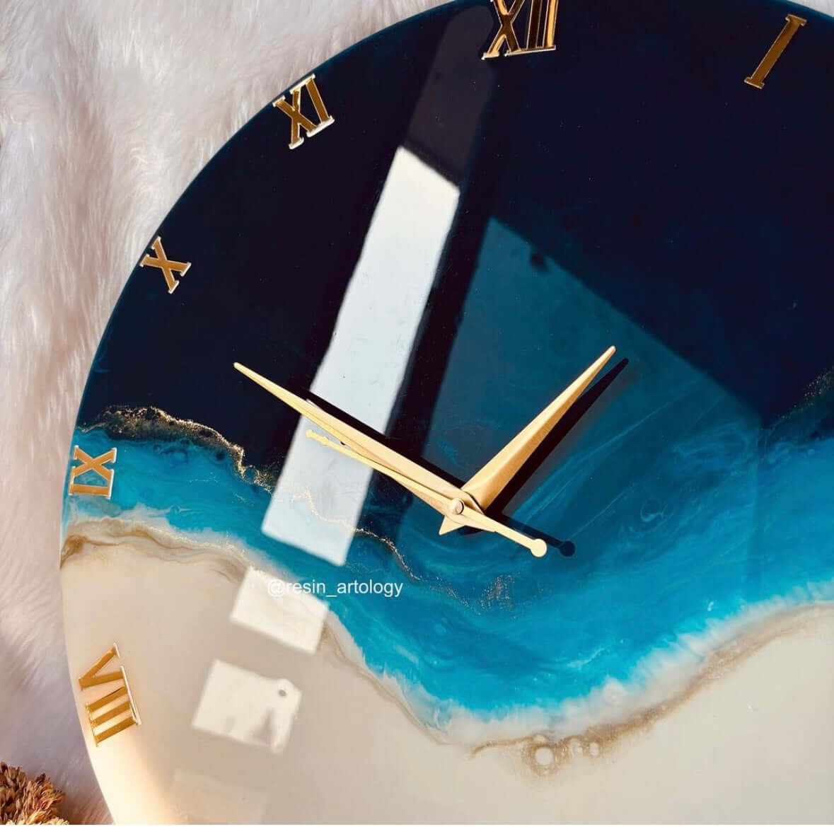 Epoxy Resin Wall Clock | Unique home decor | Housewarming gift - Blue and White Clock