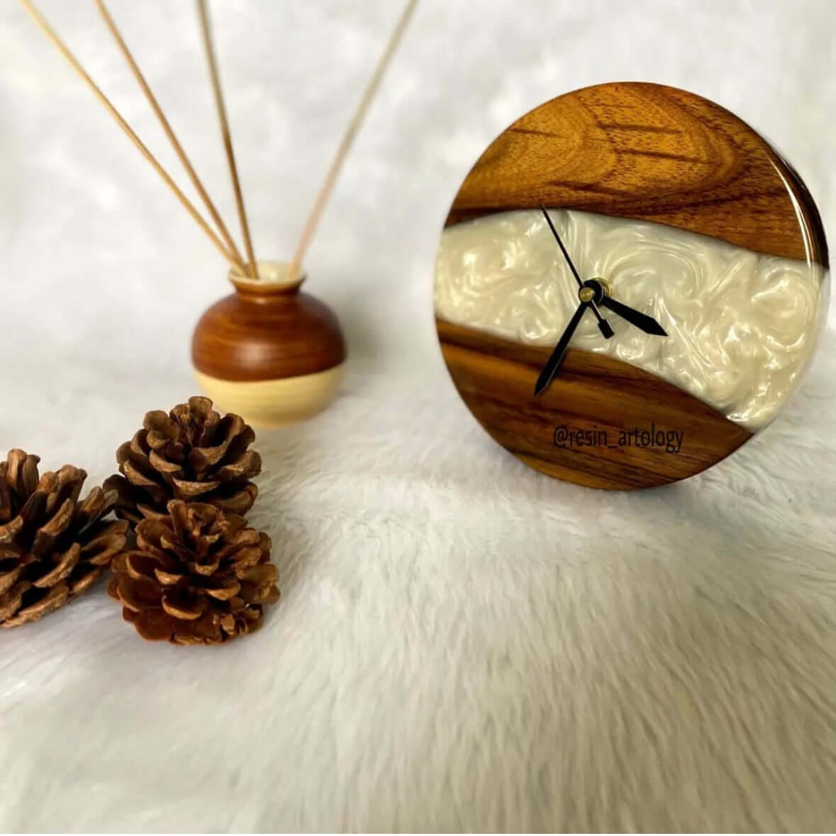 Epoxy Resin Wall Clock | Unique home decor | Housewarming gift - White Wooden Clock