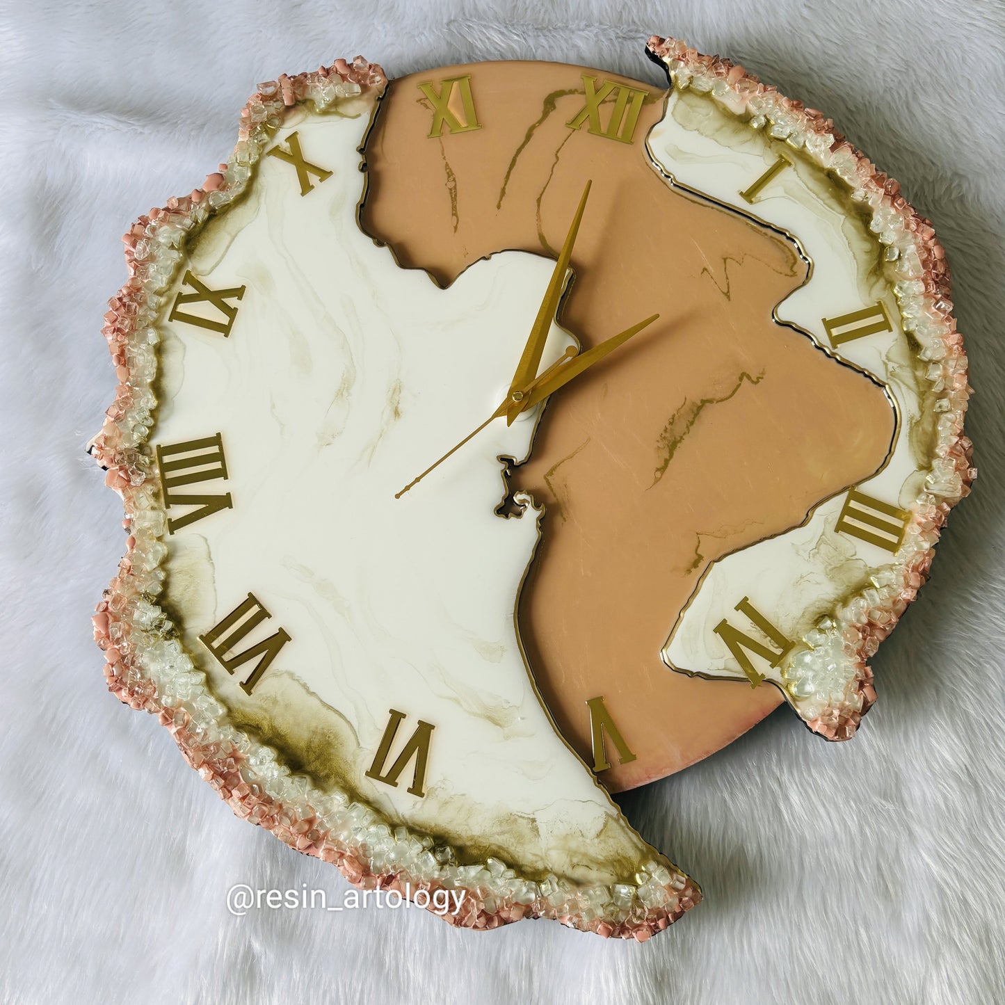 Epoxy Resin Wall Clock | Unique home decor | Housewarming gift - Peach Geode Clock