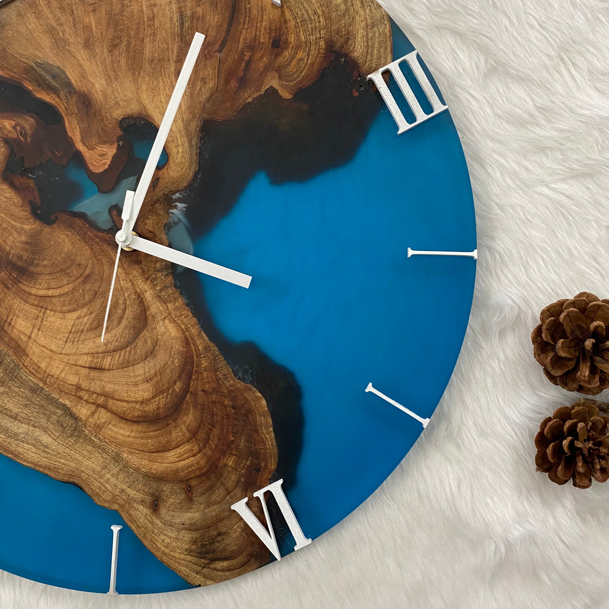 Epoxy Resin Wall Clock | Unique home decor | Housewarming gift - Blue Wooden Clock