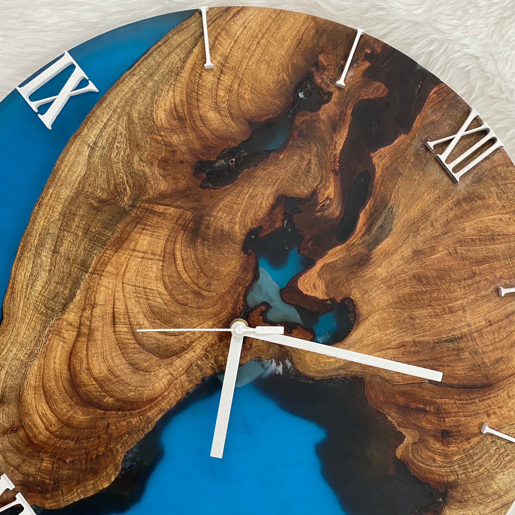 Epoxy Resin Wall Clock | Unique home decor | Housewarming gift - Blue Wooden Clock