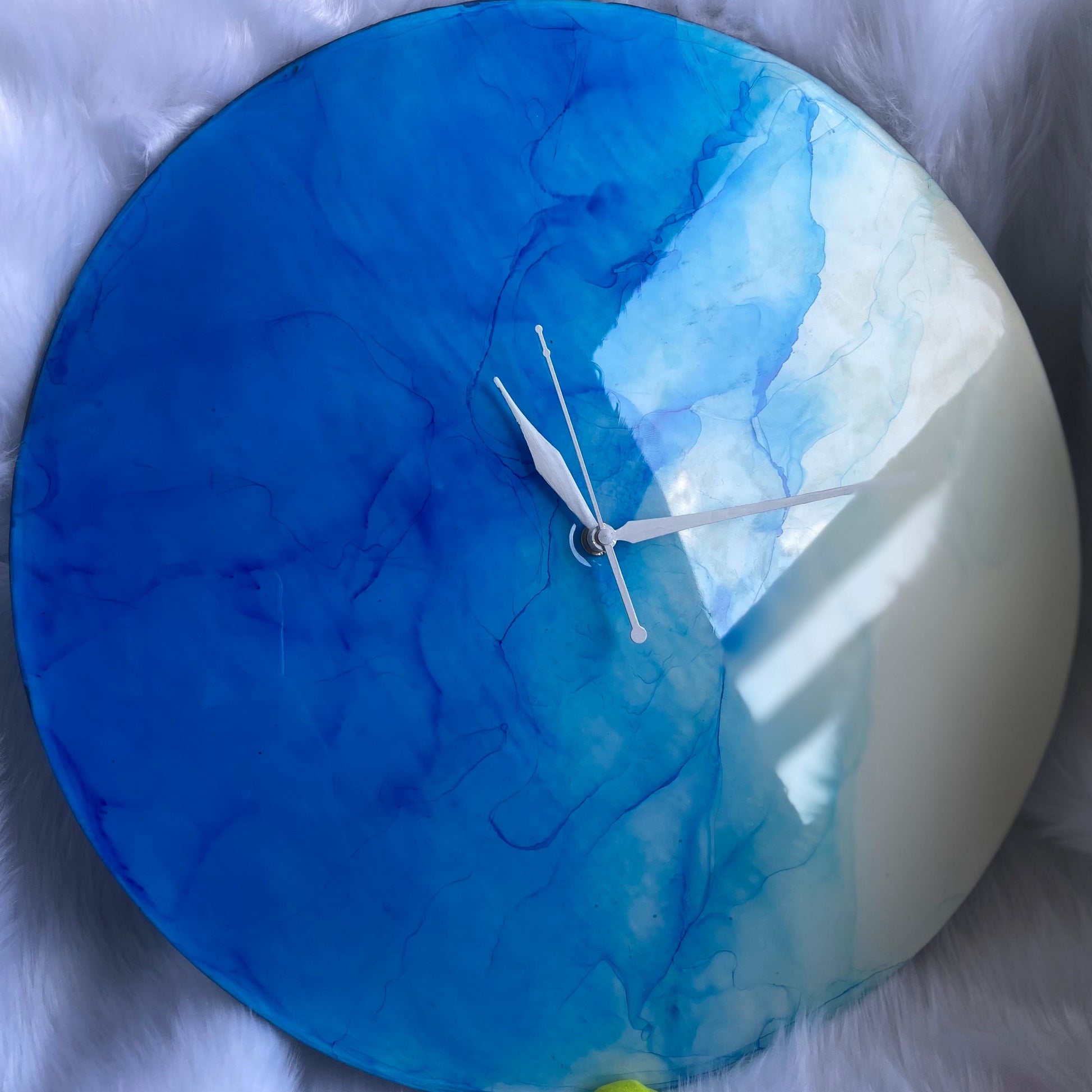 Epoxy Resin Wall Clock | Unique home decor | Housewarming gift - Blue and White Clock