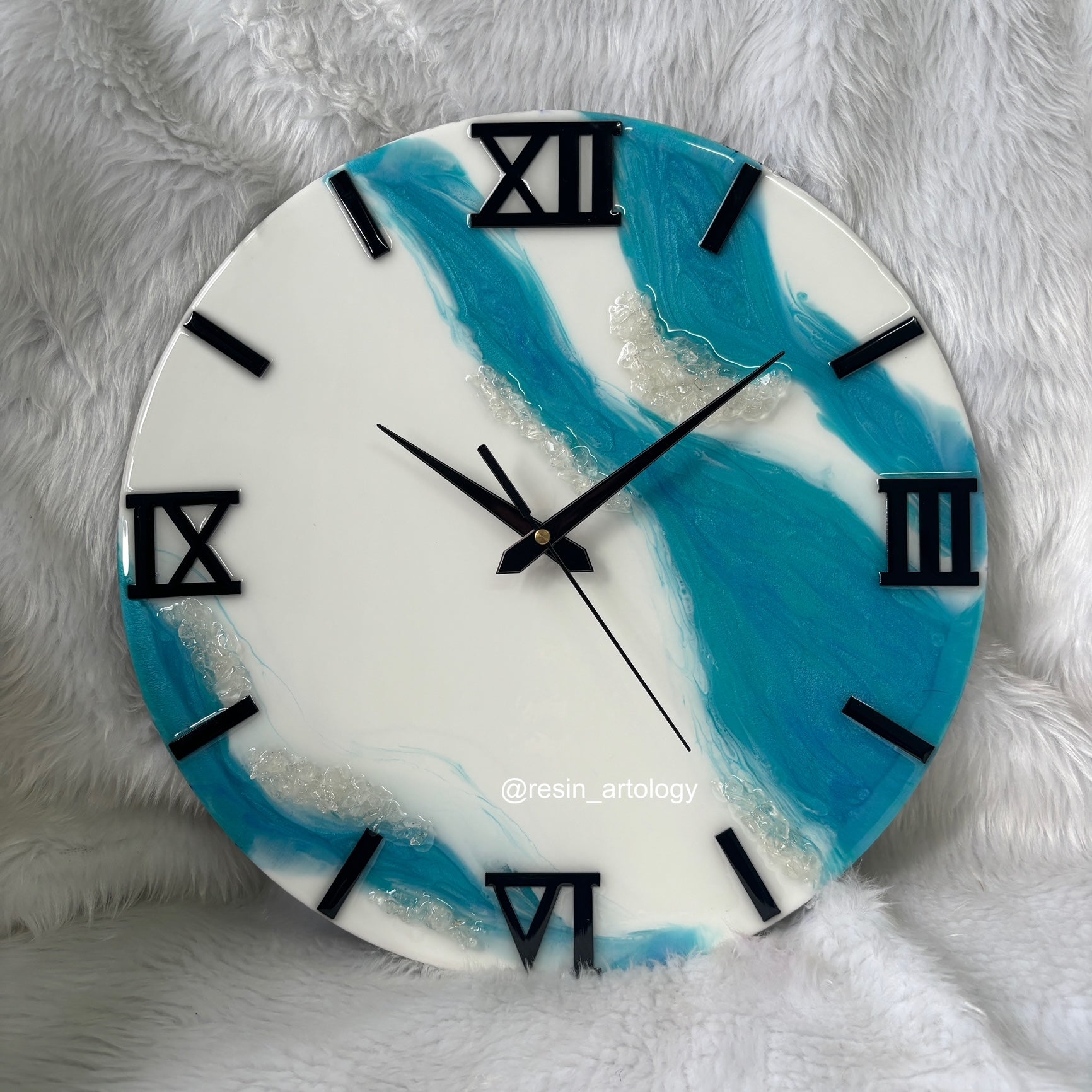 Epoxy Resin Wall Clock | Unique home decor | Housewarming gift - Blue and White Clock