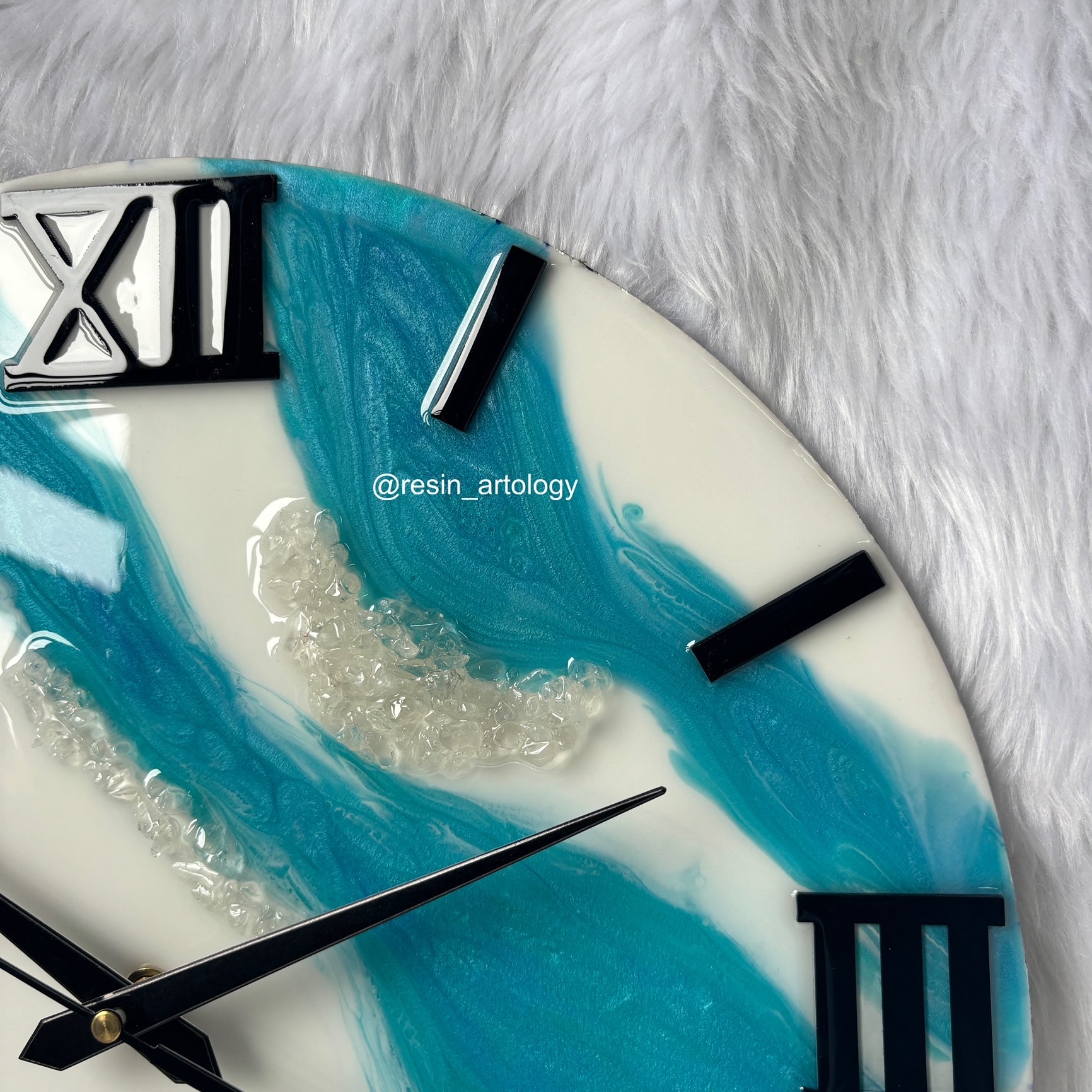 Epoxy Resin Wall Clock | Unique home decor | Housewarming gift - Blue and White Clock
