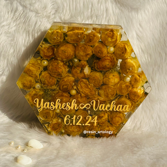 Resin Flower preservation Frame -Resin Varmala Preservation - Personalized Gift - Customized with Your Photos and Text - Size 8 Inches