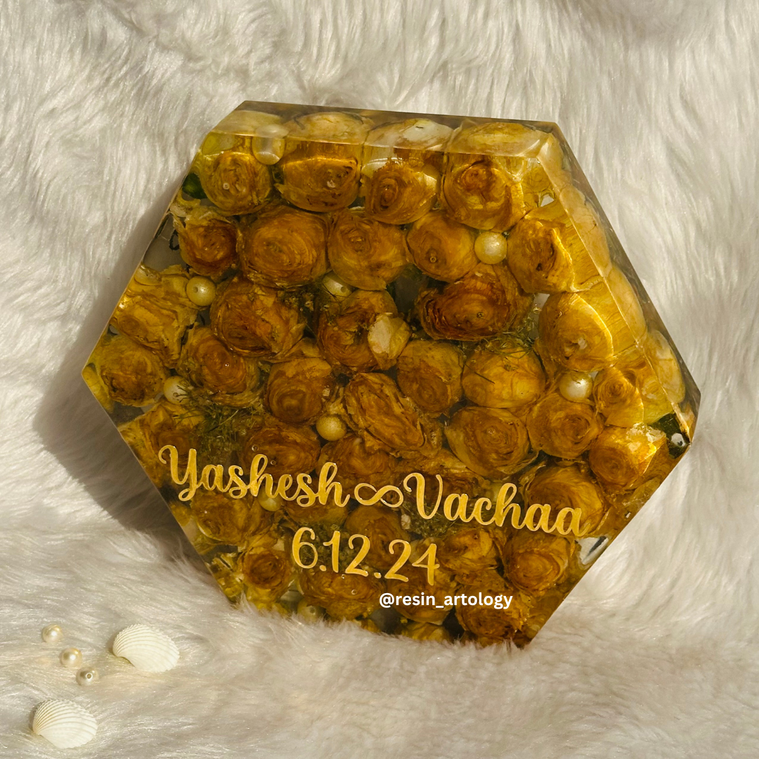Resin Flower preservation Frame -Resin Varmala Preservation - Personalized Gift - Customized with Your Photos and Text - Size 8 Inches