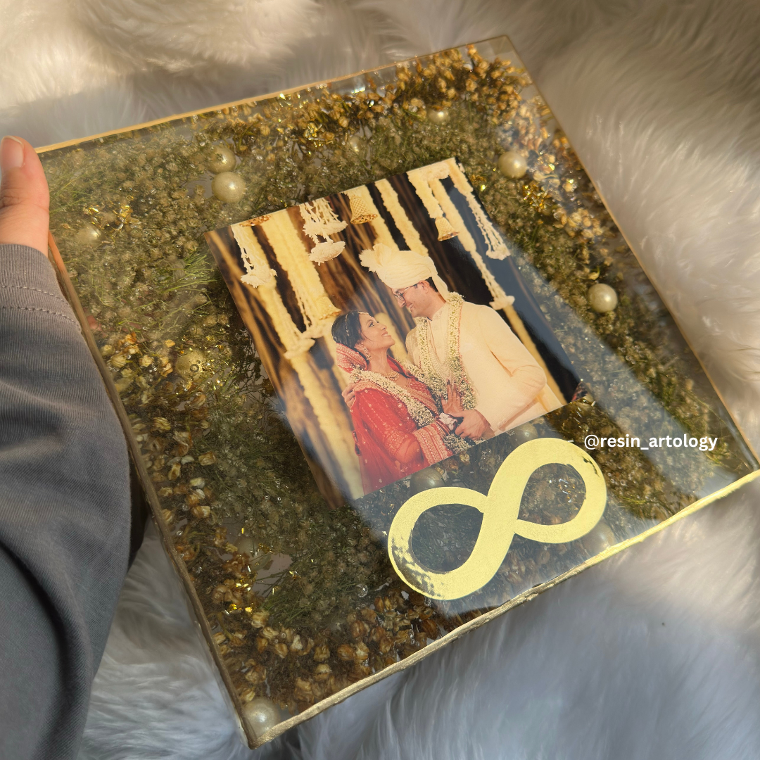 Resin Flower preservation Frame -Resin Varmala Preservatio - Personalized Gift - Customized with Your Photos and Text - Size 8/8 Inches