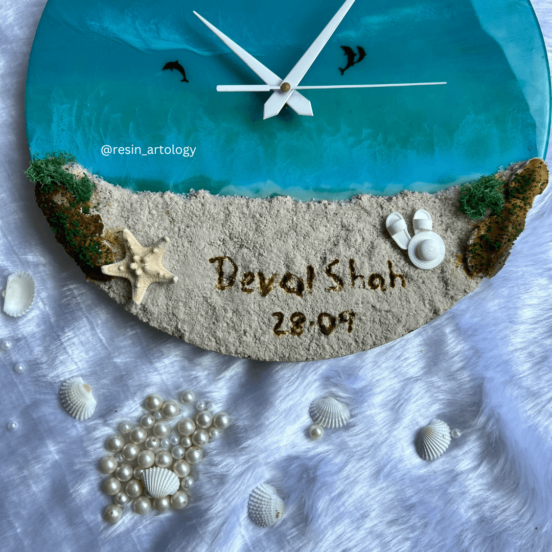 EPOXY RESIN BEACH THEAME CLOCK WITH NAME | UNIQUE HOME DECOR | HOUSEWARMING GIFT - BLUE BEACH WITH WHITE SAND .