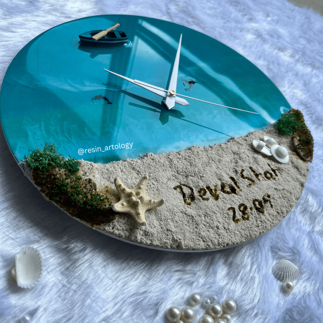EPOXY RESIN BEACH THEAME CLOCK WITH NAME | UNIQUE HOME DECOR | HOUSEWARMING GIFT - BLUE BEACH WITH WHITE SAND .