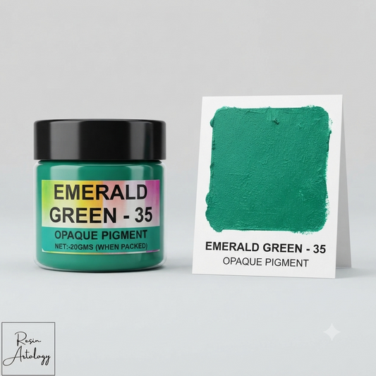Emerald green opaque pigment