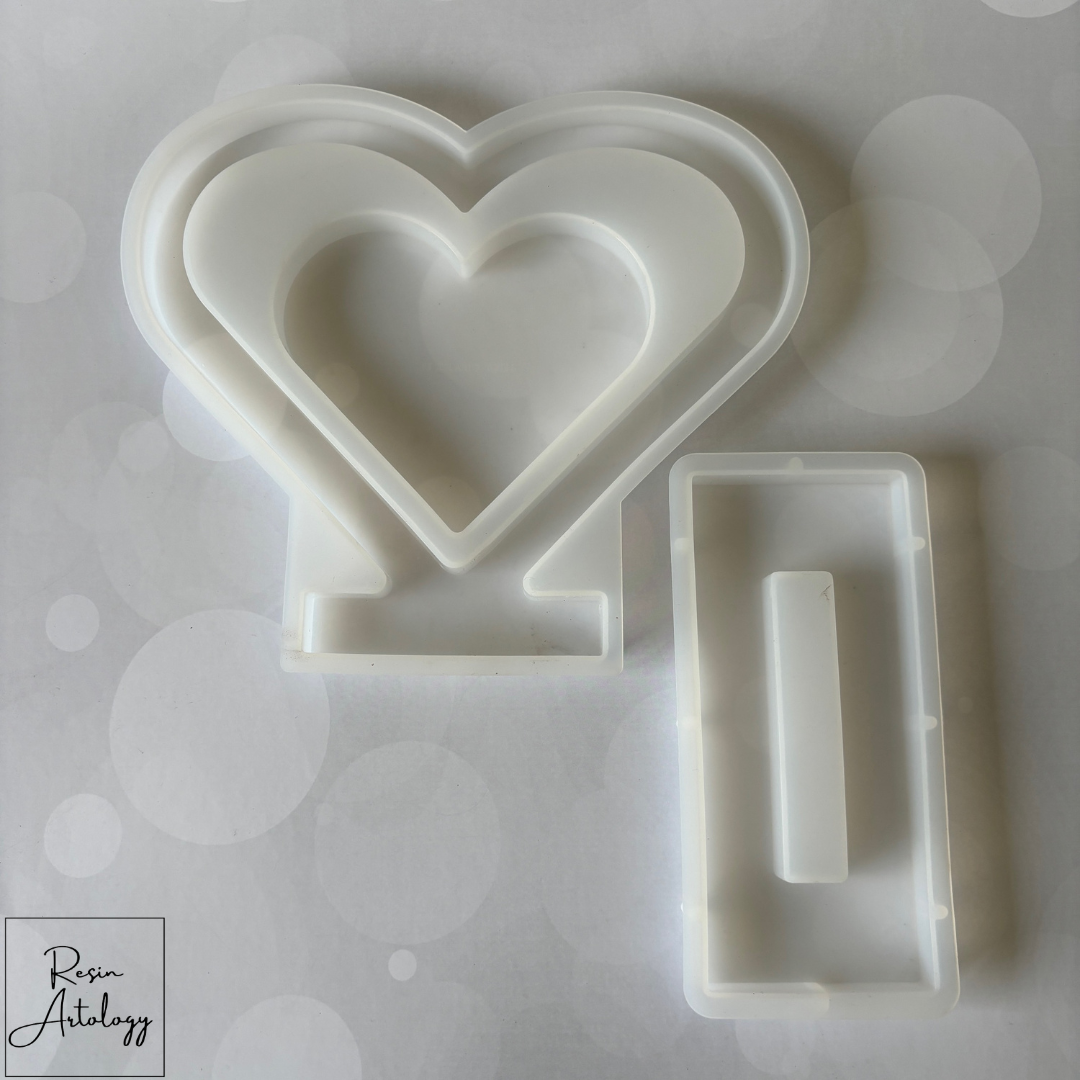 HEART MOULD WITH STAND