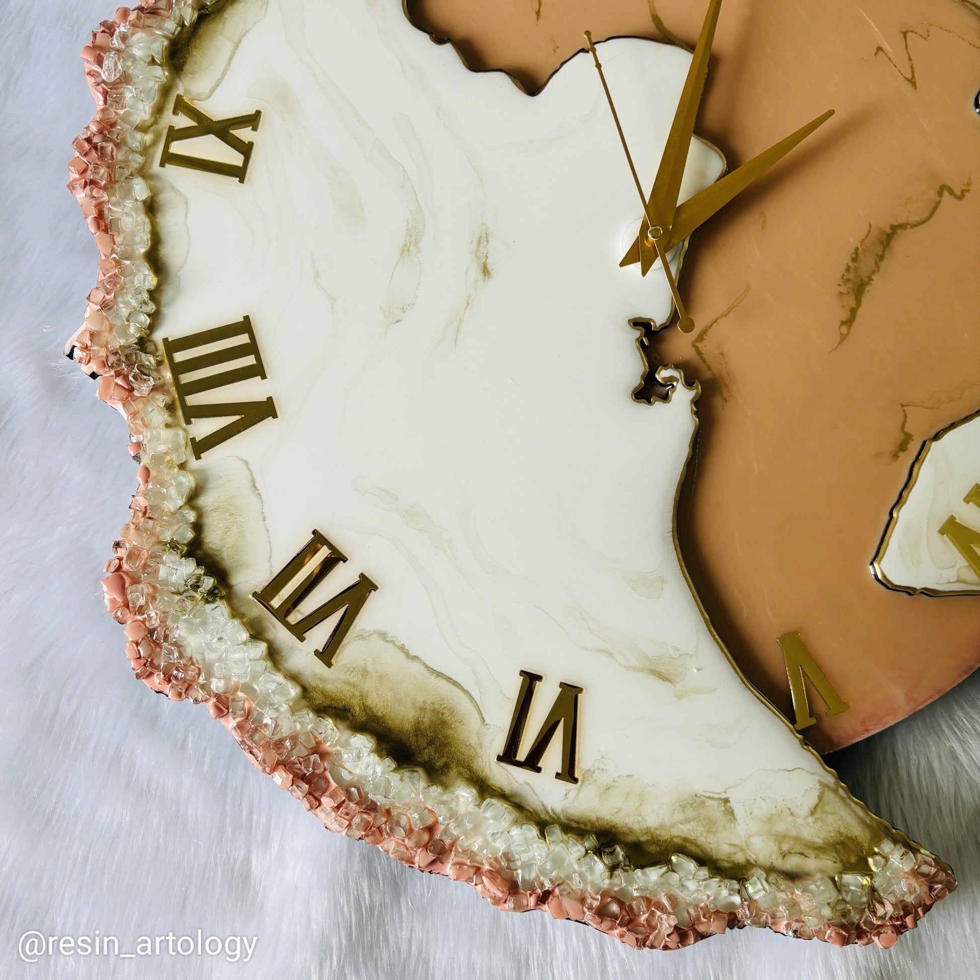 Epoxy Resin Wall Clock | Unique home decor | Housewarming gift - Peach Geode Clock