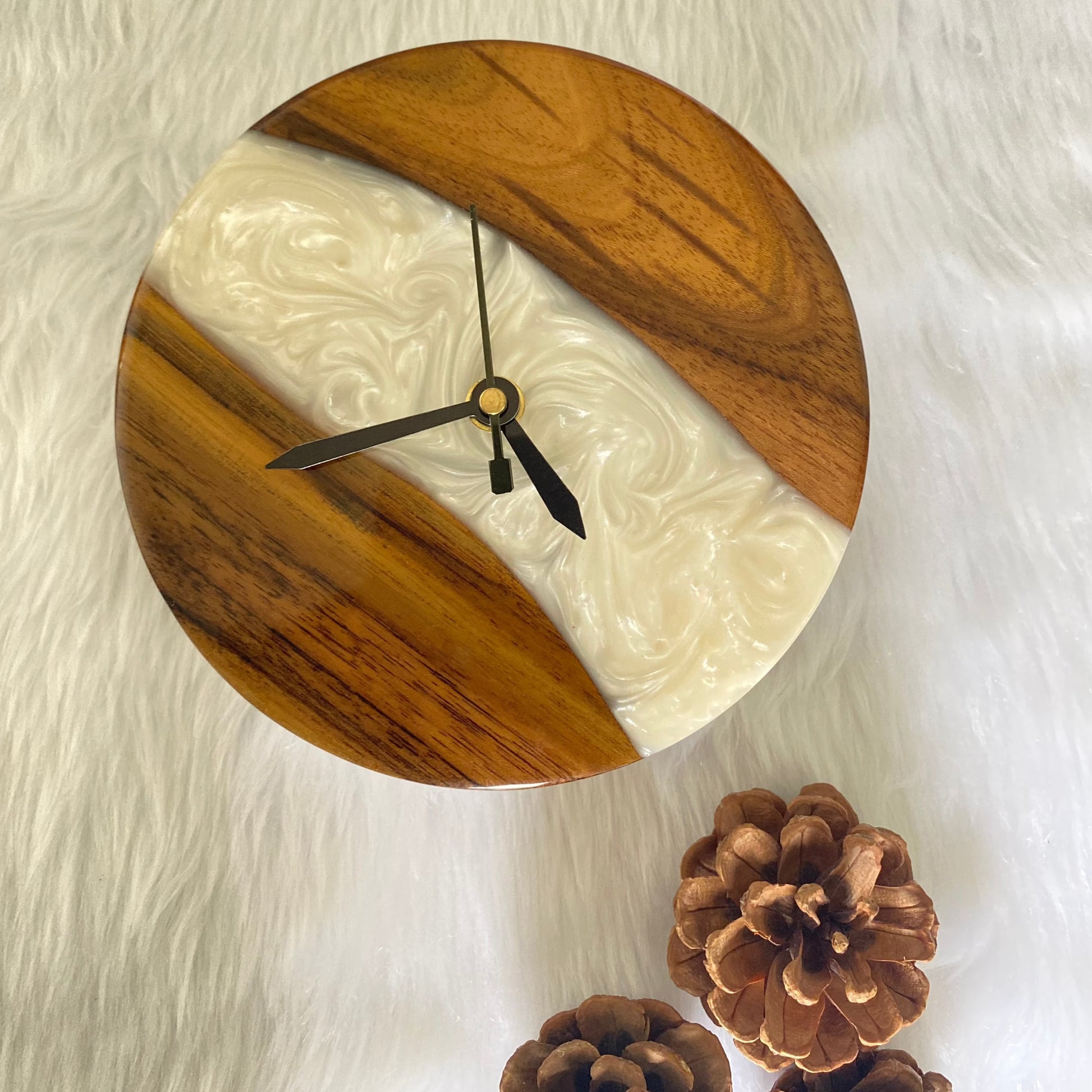 Epoxy Resin Wall Clock | Unique home decor | Housewarming gift - Table Clock