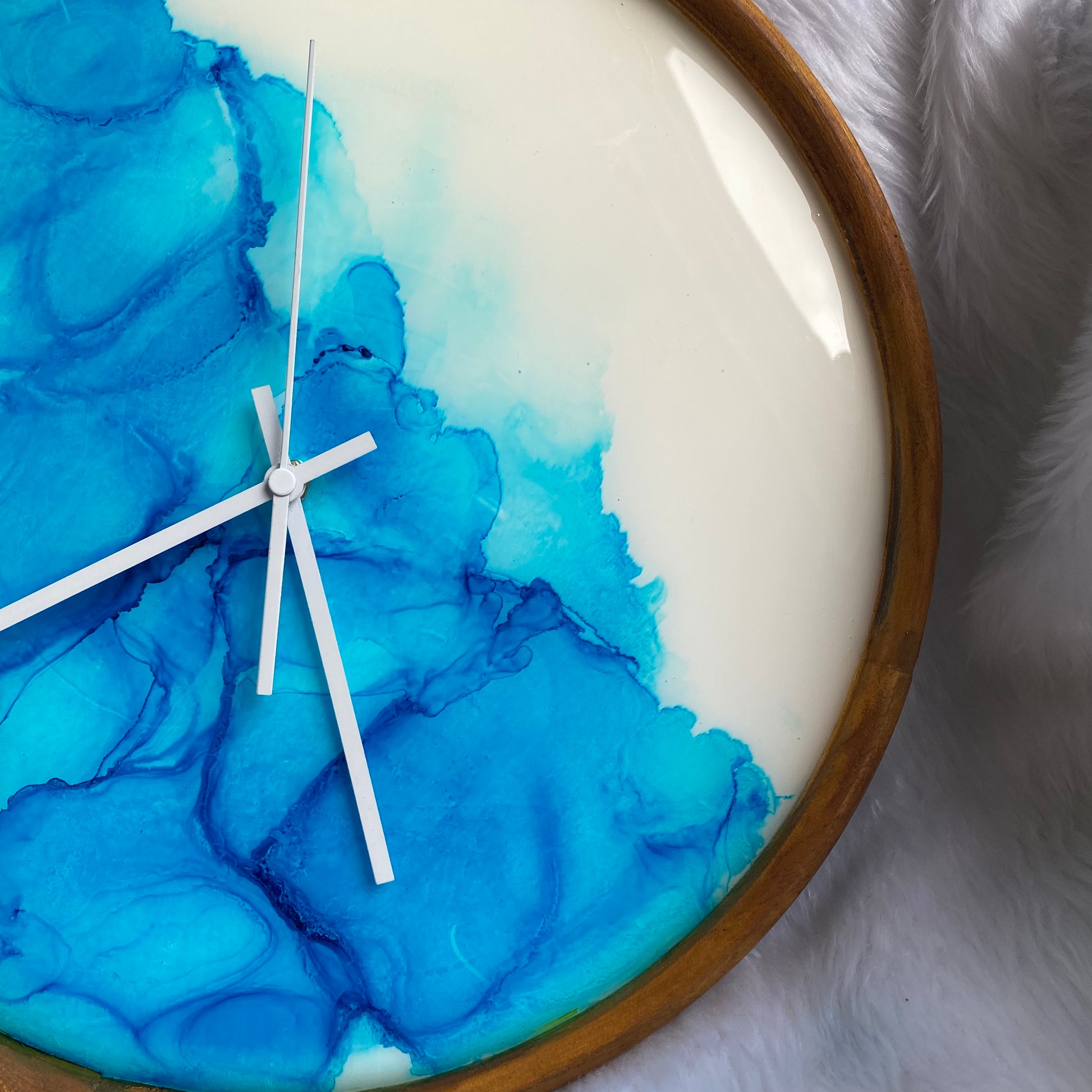 Epoxy Alcoholic Resin Wall Clock | Unique home decor | Housewarming gift - Blue Ring Alcoholic Clock