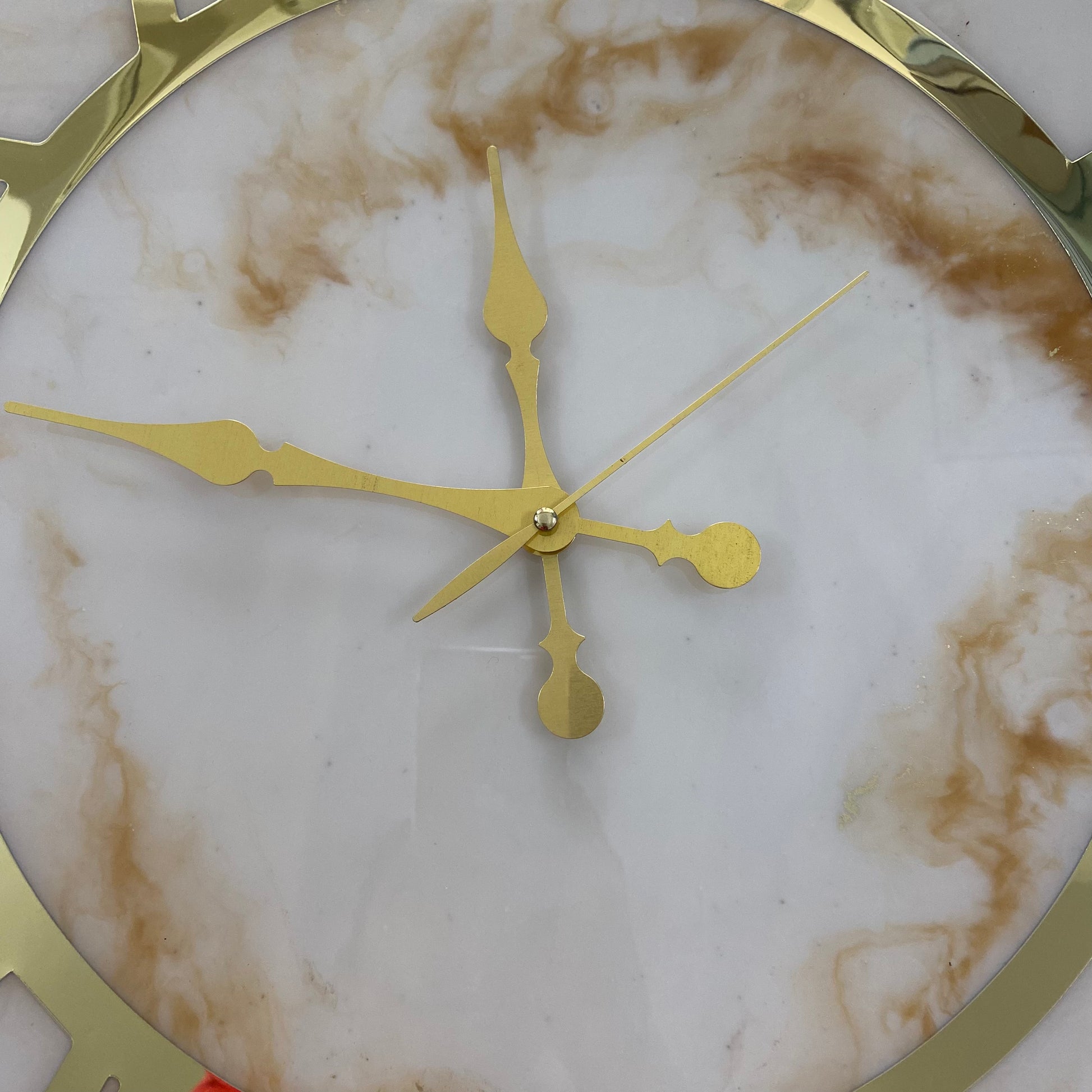 Epoxy Resin Wall Clock | Unique home decor | Housewarming gift - Golden Geode Clock