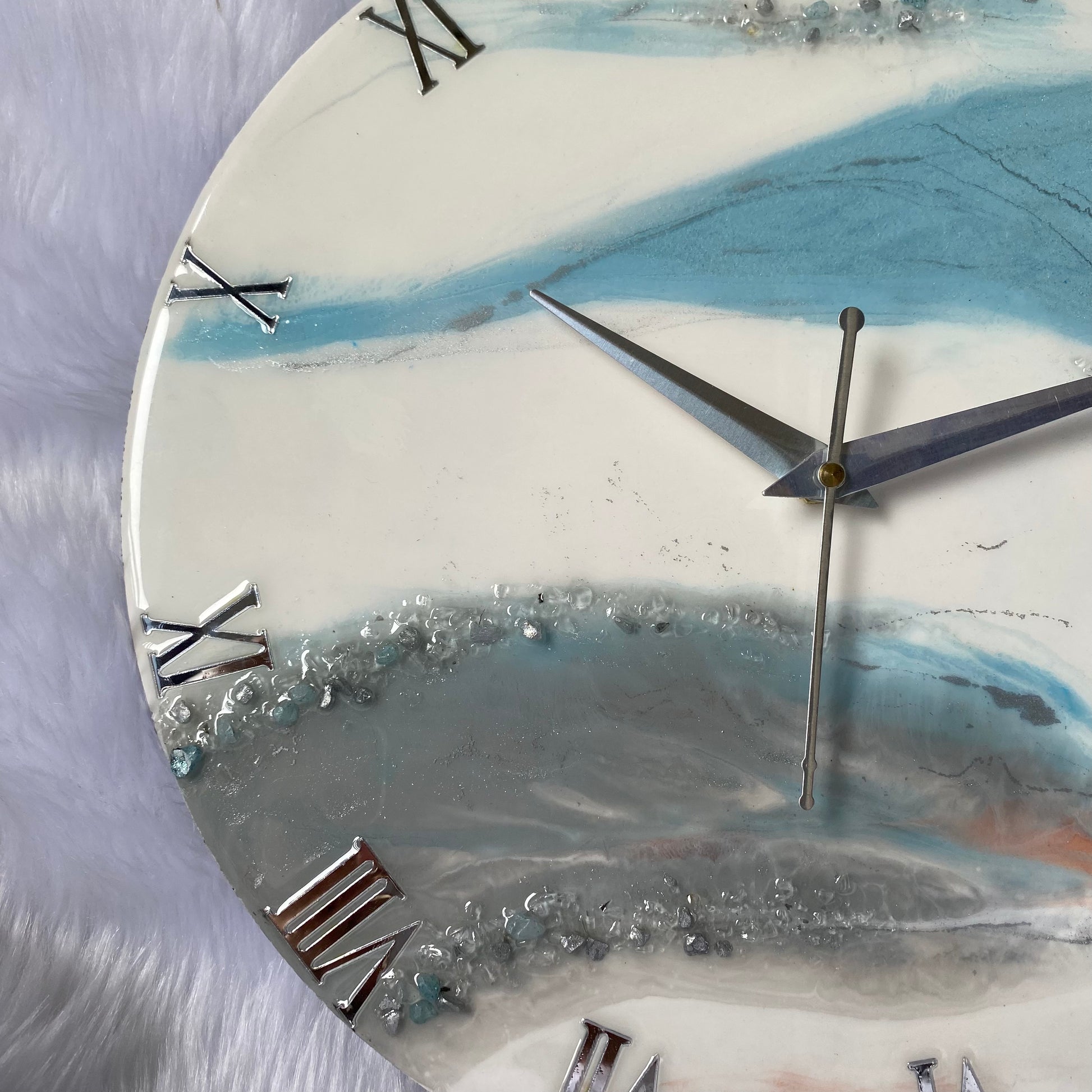 Epoxy Resin Wall Clock | Unique home decor | Housewarming gift - Blue and white