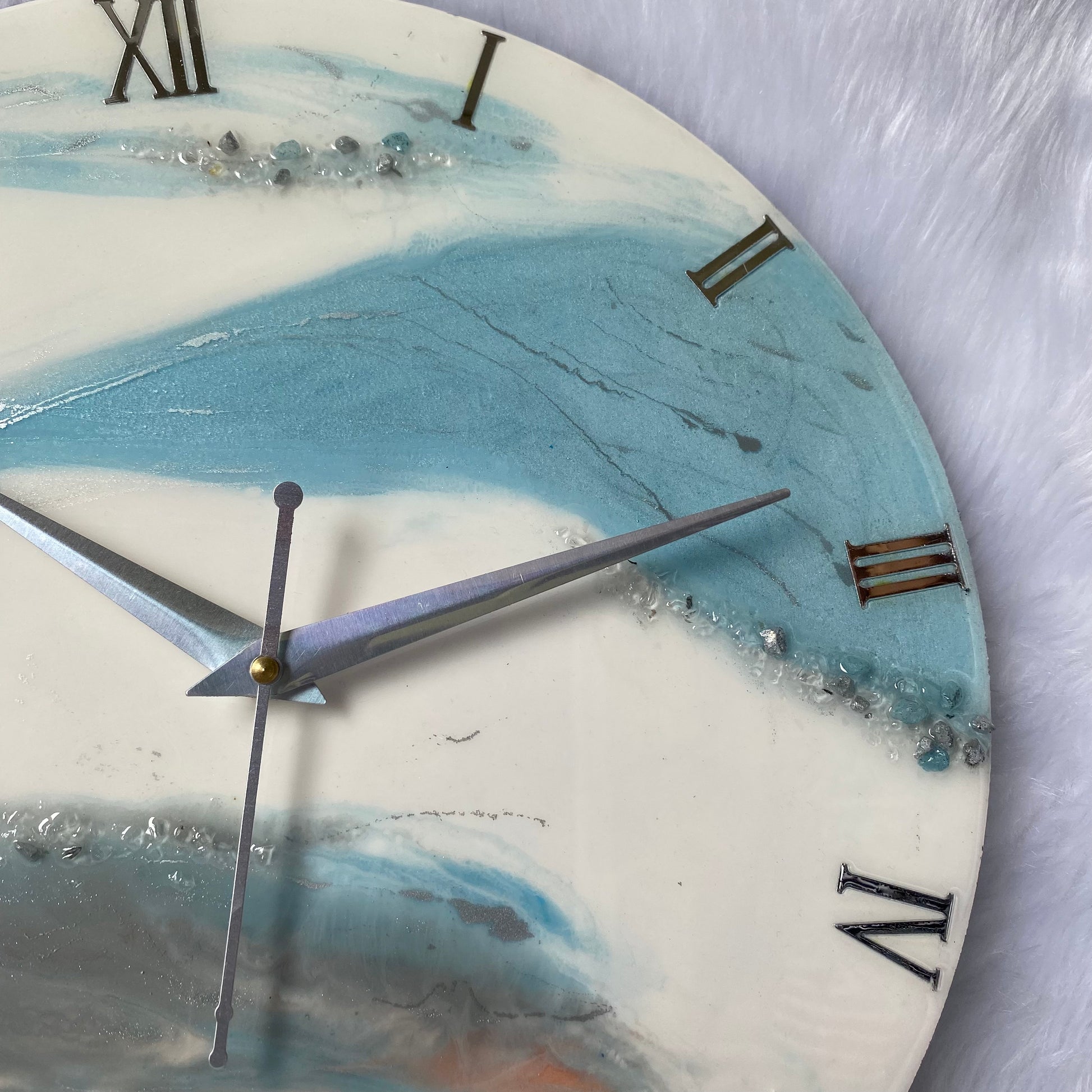 Epoxy Resin Wall Clock | Unique home decor | Housewarming gift - Blue and white