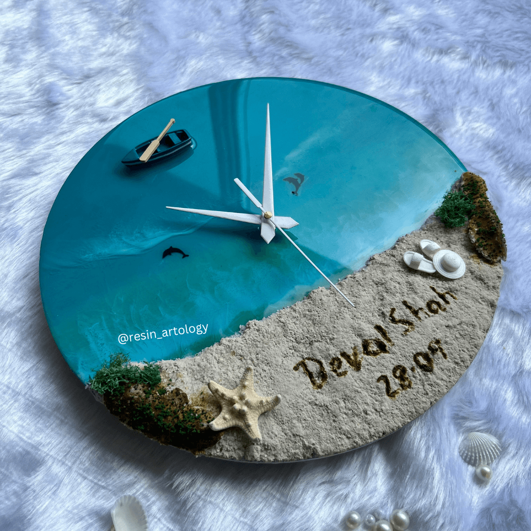 EPOXY RESIN BEACH THEAME CLOCK WITH NAME | UNIQUE HOME DECOR | HOUSEWARMING GIFT - BLUE BEACH WITH WHITE SAND .