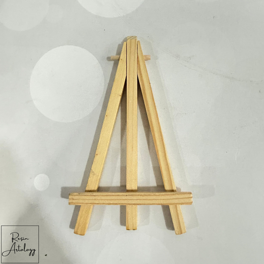 Heavy easel wooden stand
